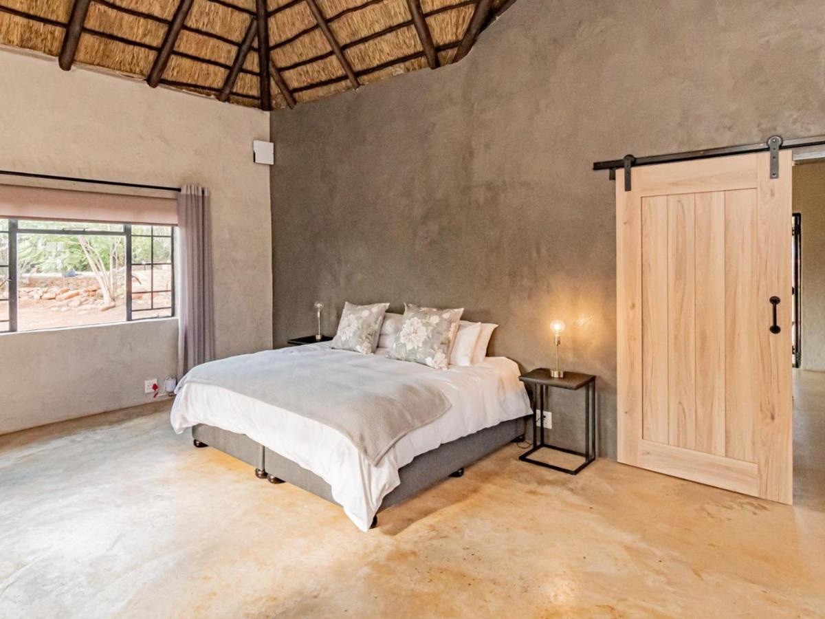 Featherwood Farm & Nyala Lodge Rayton Szoba fotó
